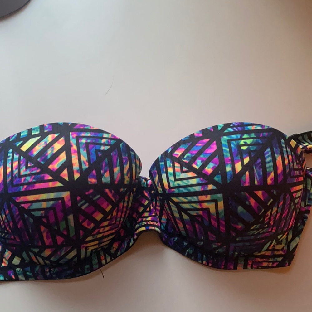NWOT VS PINK BRA